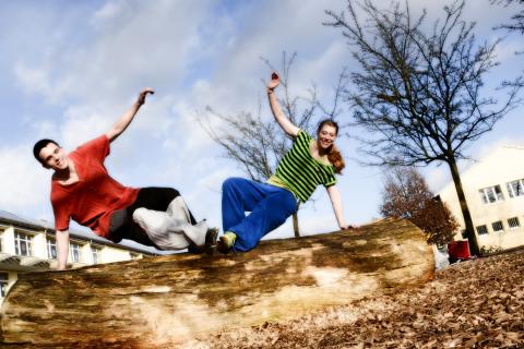 Unsere Parkourtrainer Ella (Nils Elger) und Emma Unsere Parkourtrainer Ella (Nils Elger) und Emma